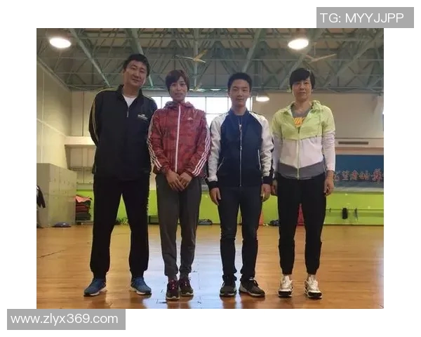 三口队与甲府队的激烈对决展现足球魅力与团队精神的完美结合