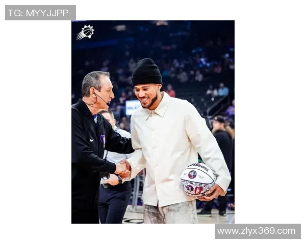 德文布克：从天赋新星到NBA超级巨星的成长之路